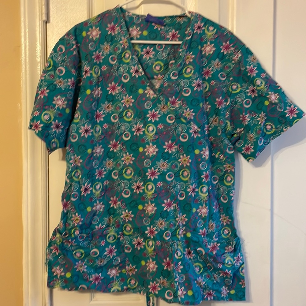 Nurses Plus Size Scrubs